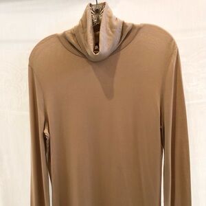 ESCADA Tan Stretch Jersey Turtleneck Top 38 8 $345